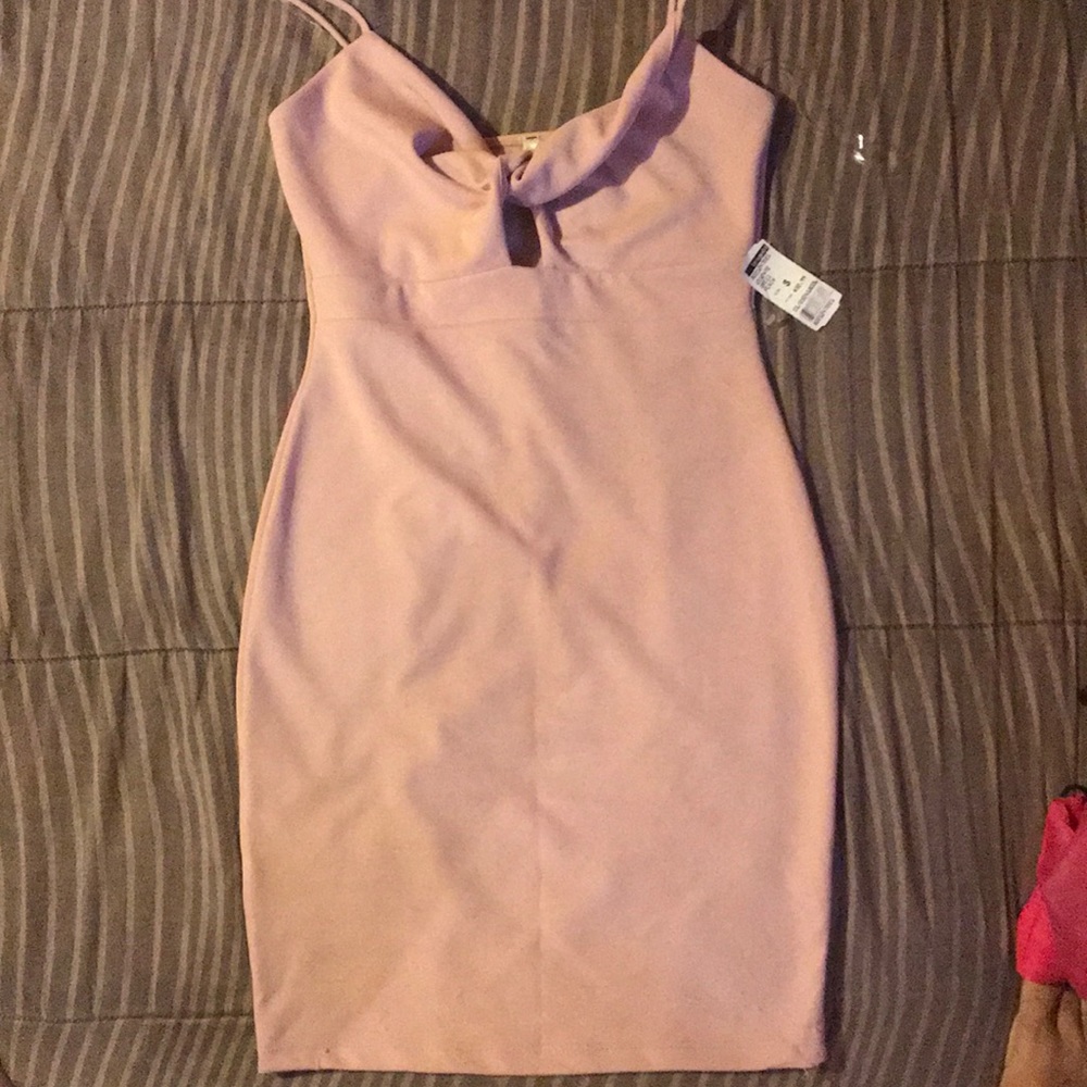 Light Pink Dress thats never been worn!